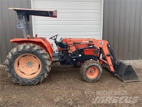 Kubota M4800 Трактора
