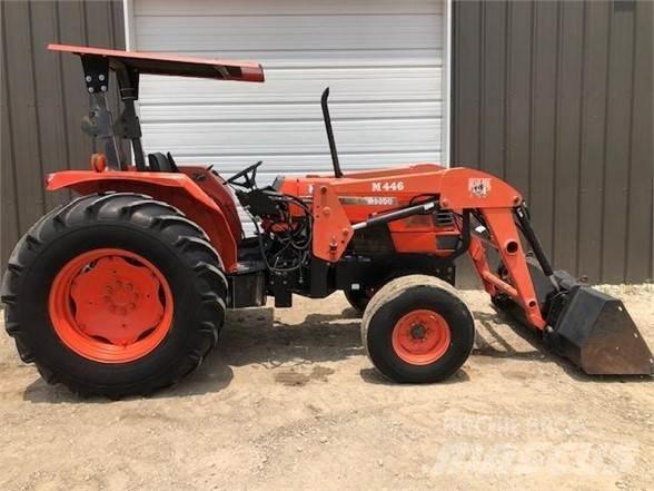Kubota M9000 Трактора