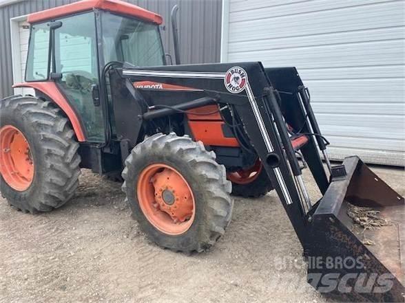Kubota M9000 Трактора