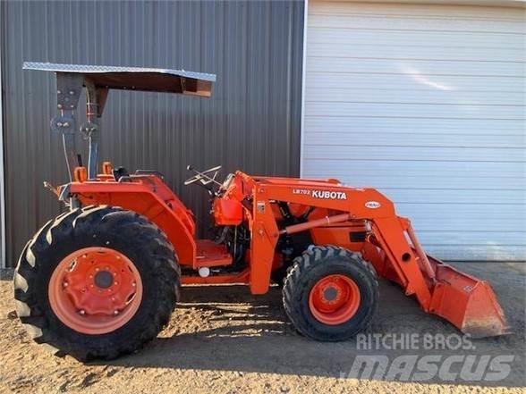 Kubota MX5000 Трактора
