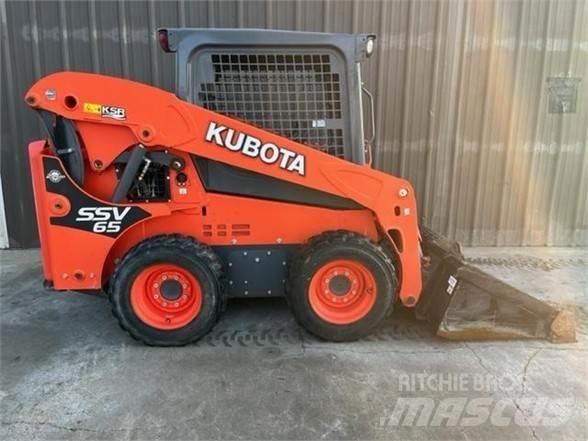 Kubota SSV65 Мини-погрузчики