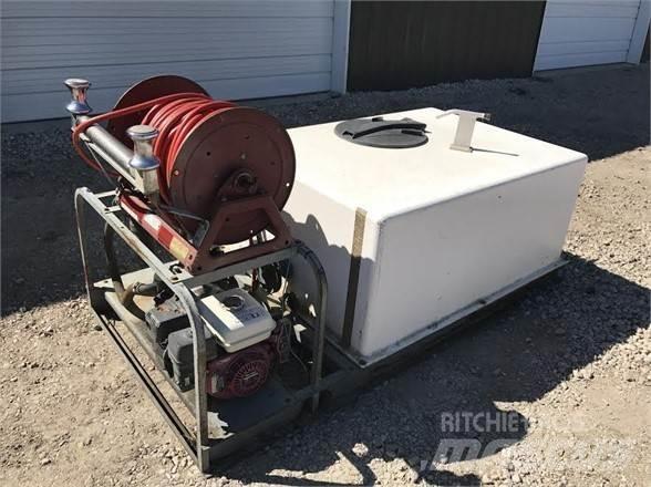  LESCO 704613 Навесные опрыскиватели