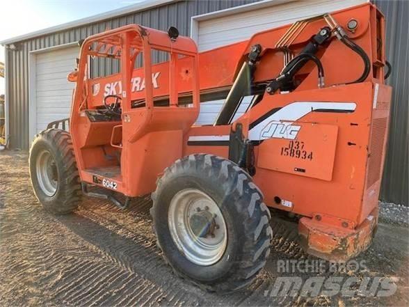 SkyTrak 6042 Телескопические погрузчики