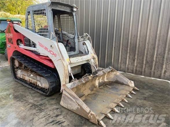 Takeuchi TL240 Мини-погрузчики