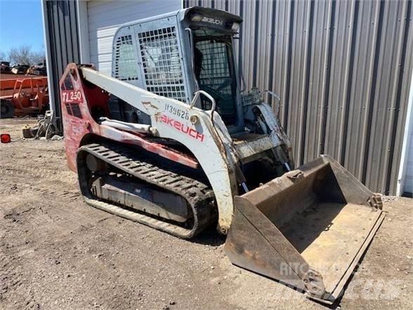 Takeuchi TL250 Мини-погрузчики