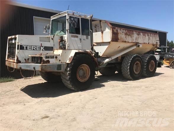 Terex TA27 Шарнирно-сочленённые самосвалы