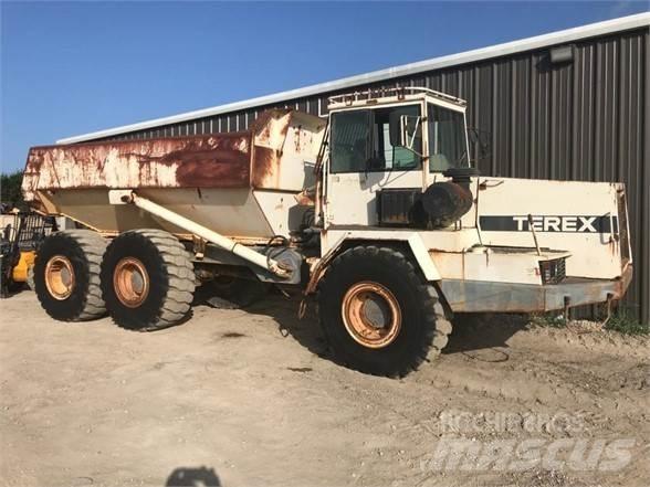 Terex TA27 Шарнирно-сочленённые самосвалы