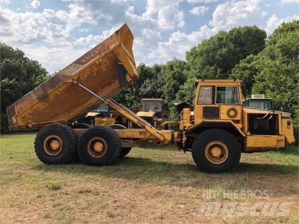 Volvo A30 Шарнирно-сочленённые самосвалы