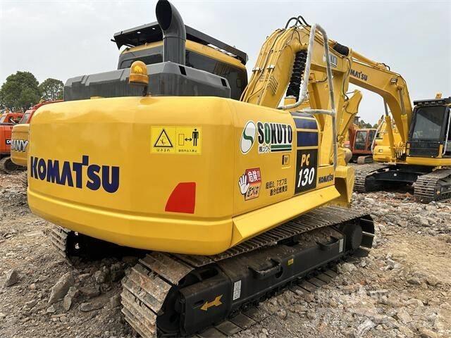 Komatsu PC130 Гусеничные экскаваторы