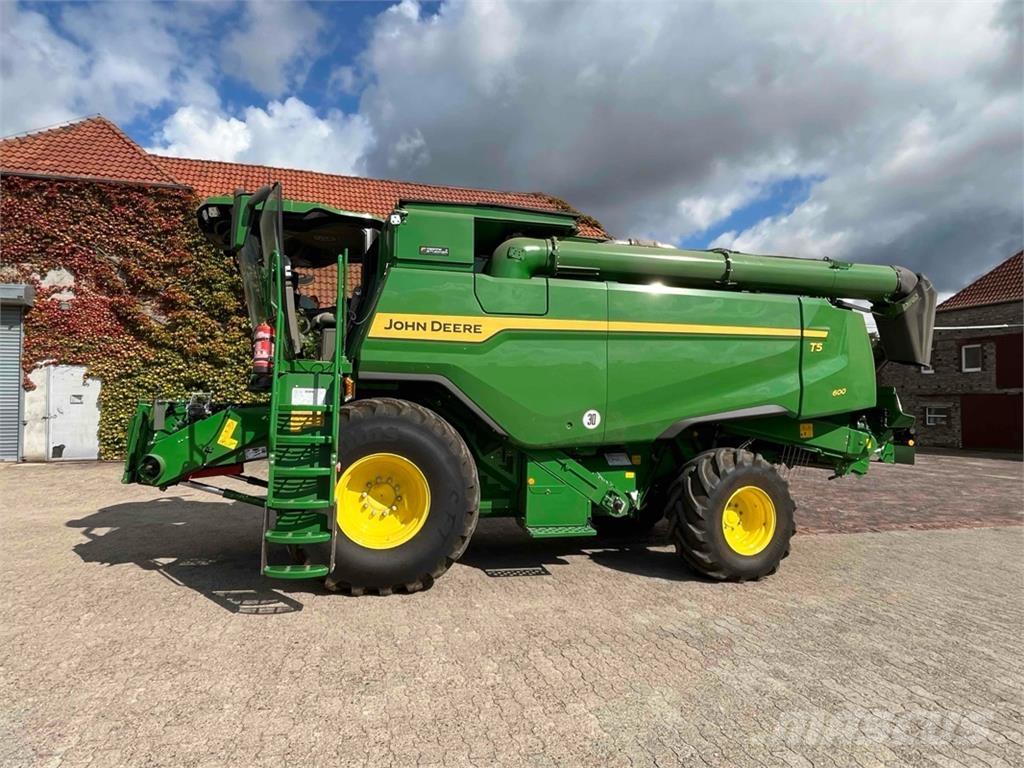 John Deere T5 600 Зерноуборочные комбайны