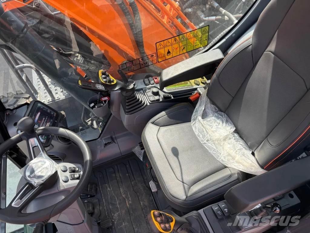 Develon DX140W-7 Колёсные экскаваторы