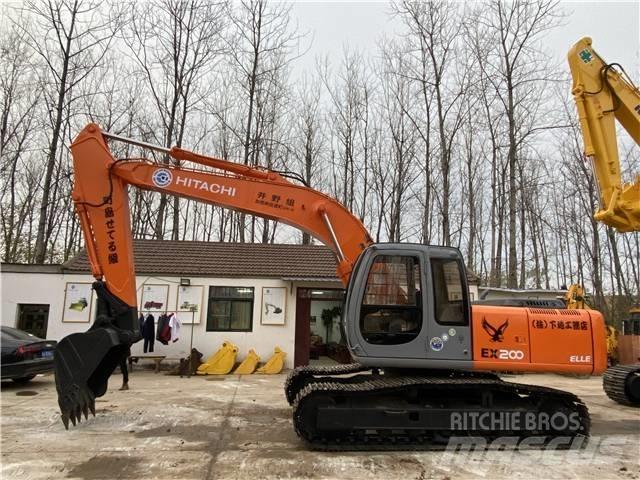 Hitachi EX200-5 Гусеничные экскаваторы