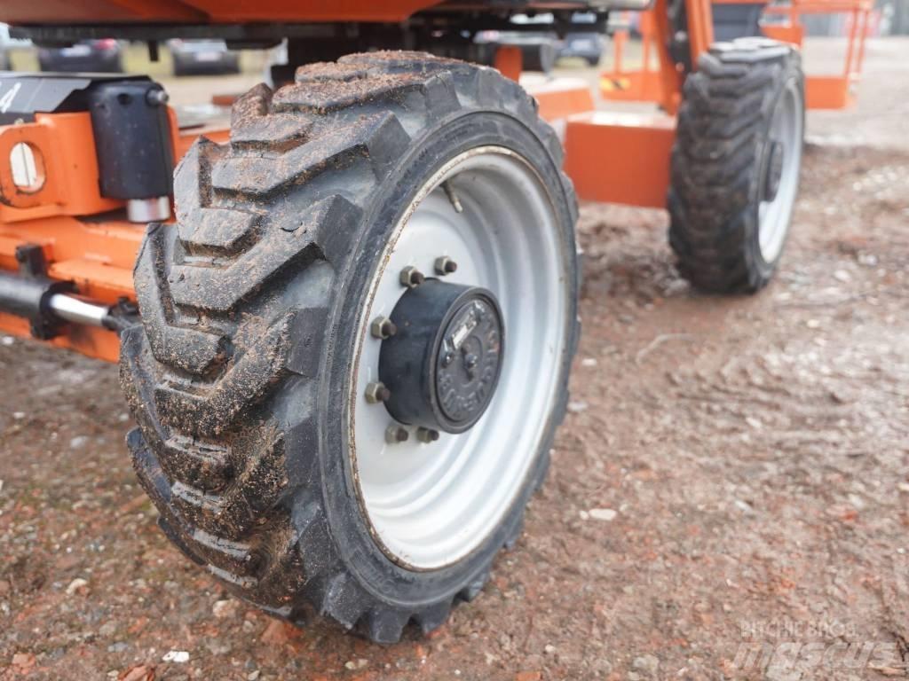 JLG 340 AJ Коленчатые подъемники