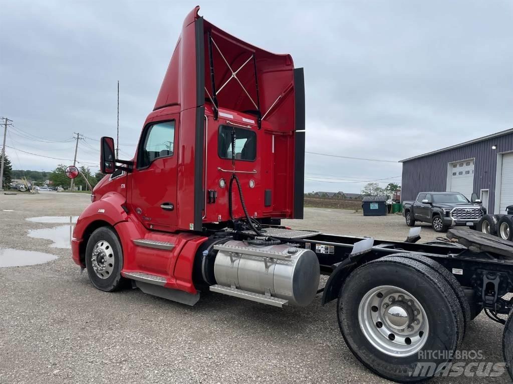 Kenworth T 680 Седельные тягачи