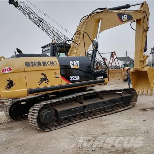 CAT 325DL Гусеничные экскаваторы