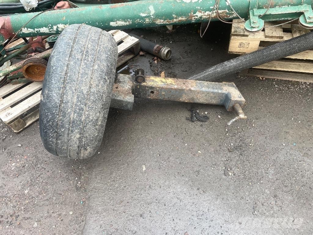 New Holland TS 100 Трактора