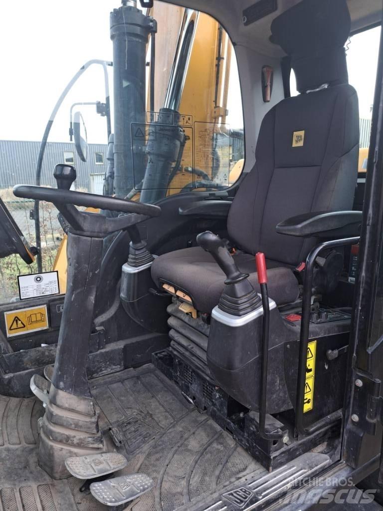 JCB JS 145 W Колёсные экскаваторы