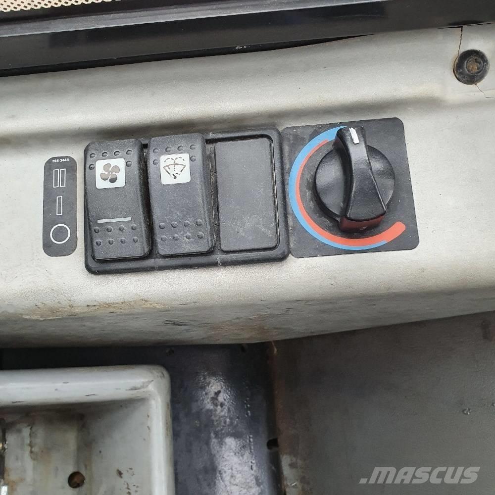 CAT 301.8 C Мини-экскаваторы