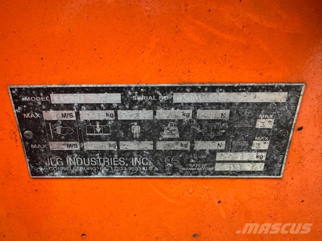 JLG E 450 AJ Коленчатые подъемники