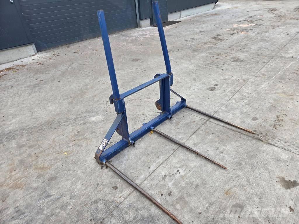 JLG Stroriek Навесные фронтальные погрузчики
