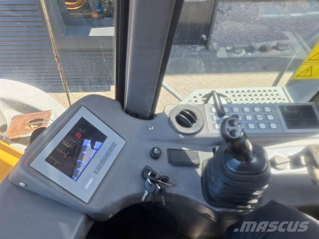 Liebherr L580 Фронтальные погрузчики