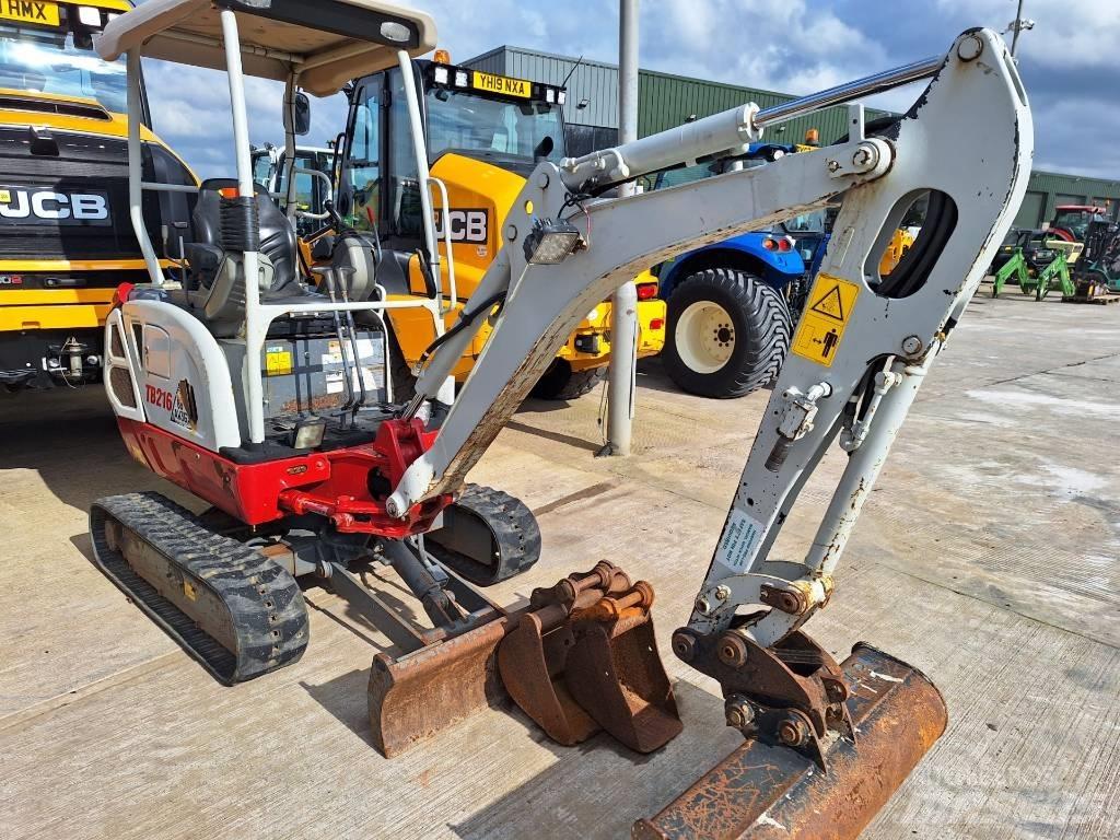 Takeuchi TB216 Мини-экскаваторы