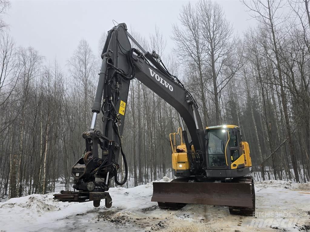Volvo ECR235DL Гусеничные экскаваторы