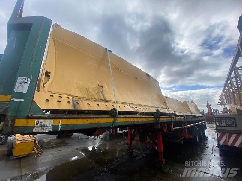 Komatsu D 85 P Гусеничные бульдозеры