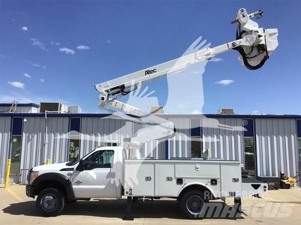 Altec AT40M Автовышки