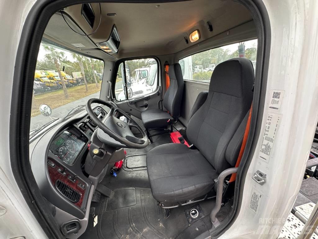 Freightliner M2 Грузовики для доставки напитков