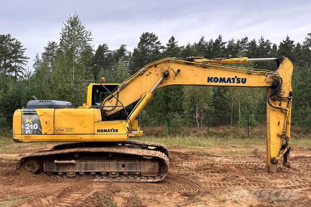 Komatsu PC 210 LC Гусеничные экскаваторы