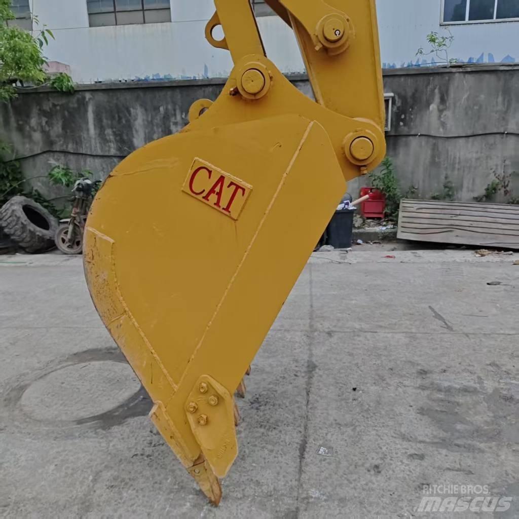 CAT 320 Гусеничные экскаваторы