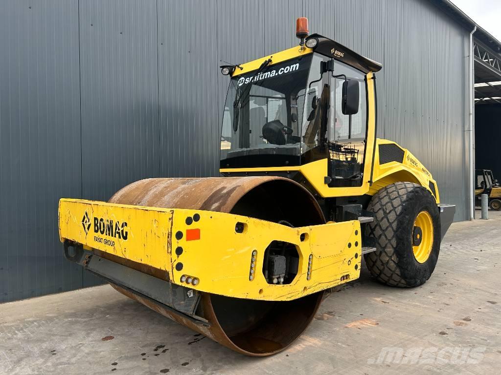Bomag BW213D-5 Грунтовые катки
