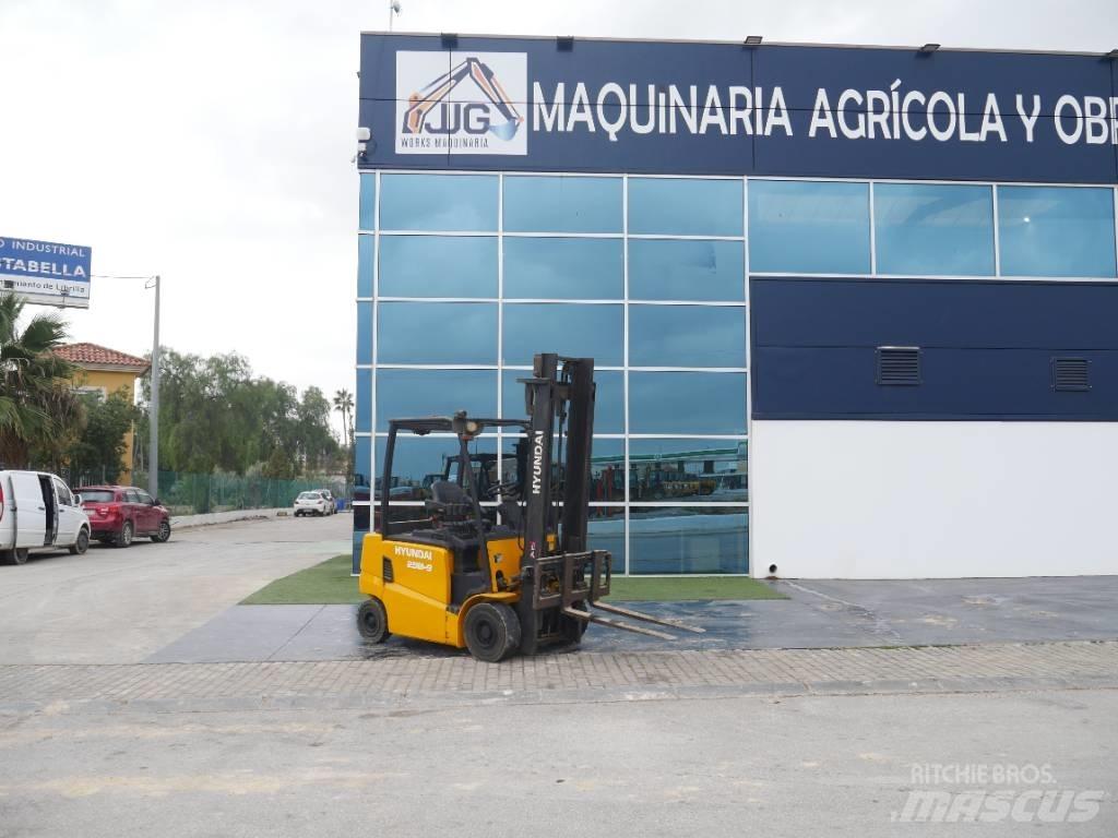 Hyundai 25 BH-9 Электропогрузчики