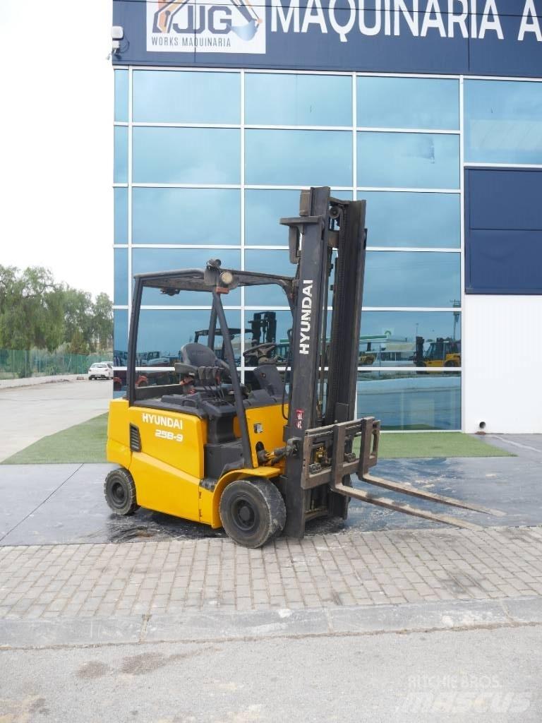 Hyundai 25 BH-9 Электропогрузчики