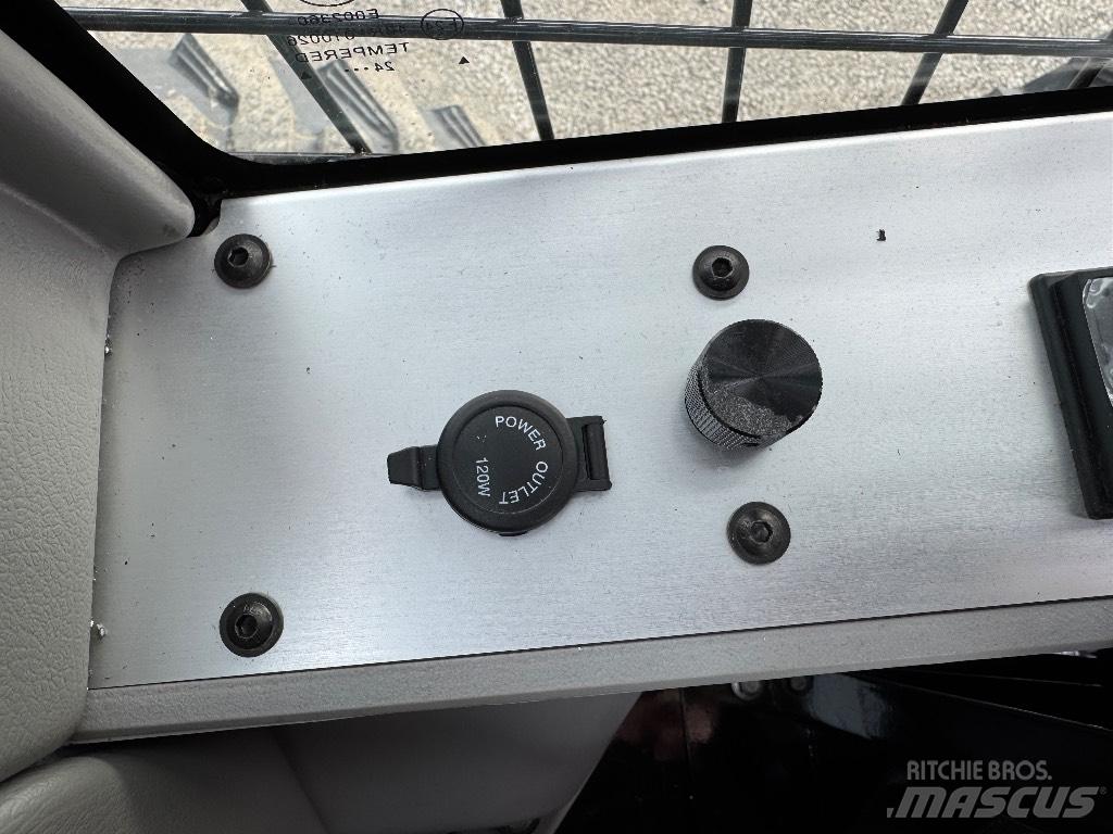  HPS SK1100 Мини-погрузчики