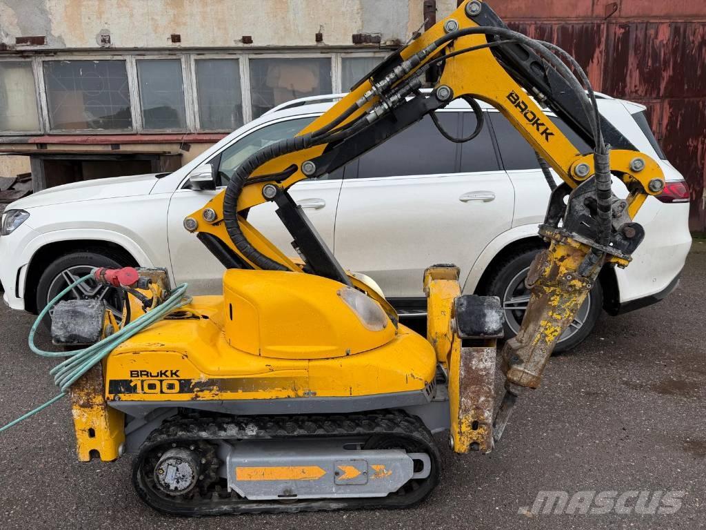 Brokk 100 Экскаваторы для разрушения