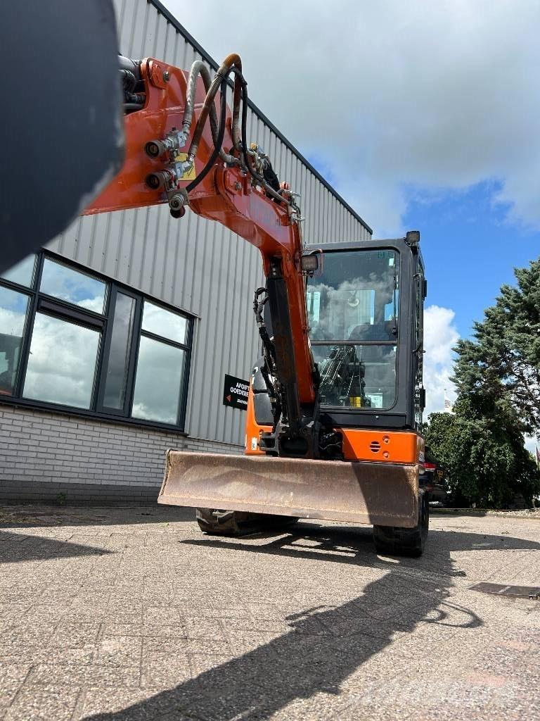 Hitachi ZX33U-6 Мини-экскаваторы