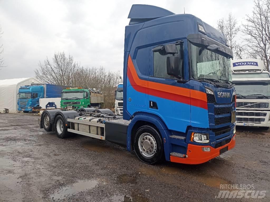 Scania R520 Шасси с кабиной