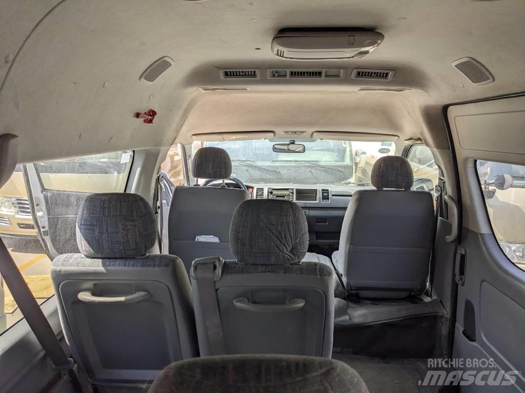 Toyota Hiace Междугородные автобусы