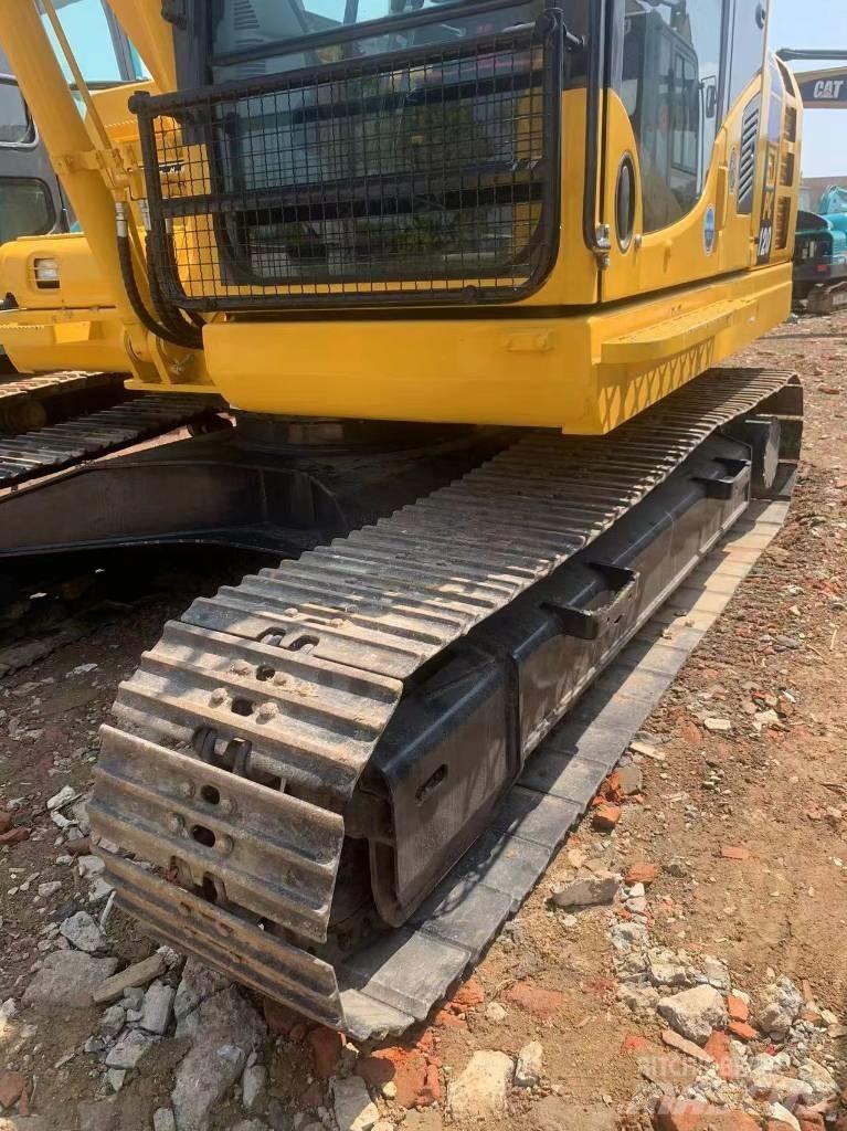 Komatsu PC 120-8 Малые экскаваторы 7т-12т