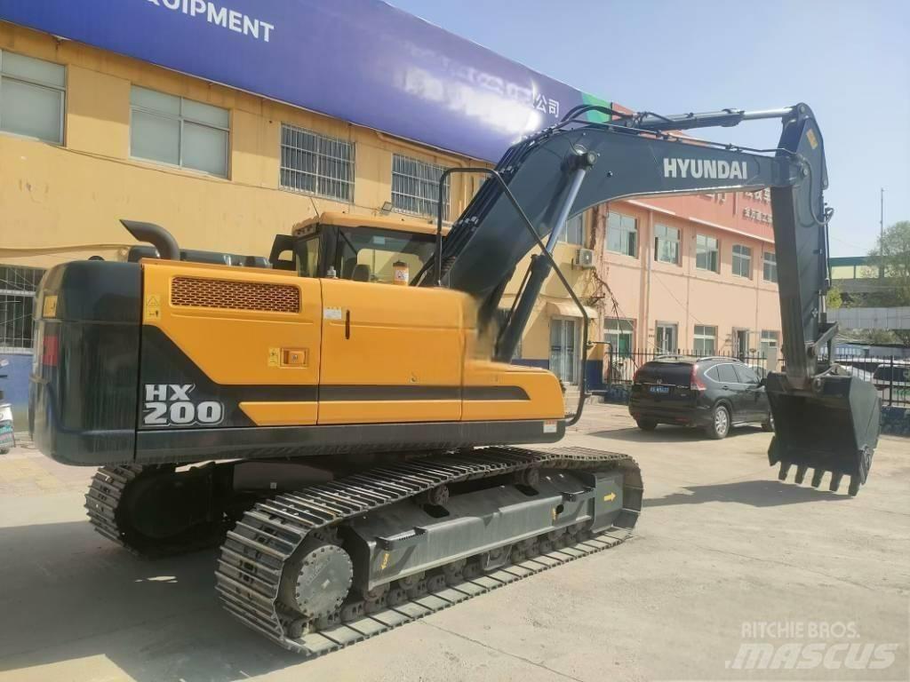 Hyundai HX 200 Гусеничные экскаваторы