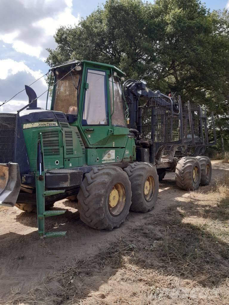 John Deere 1210 G Форвардеры