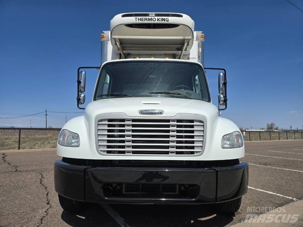Freightliner M 106 Грузовики-Рефрижераторы