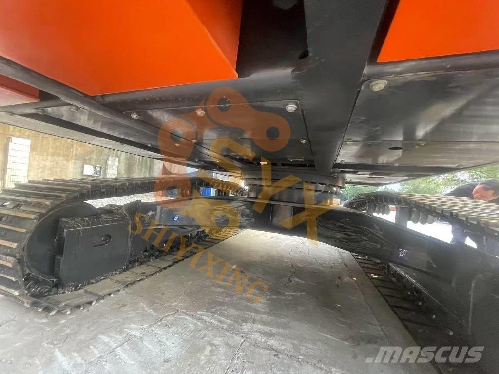 Doosan DX 300 Гусеничные экскаваторы