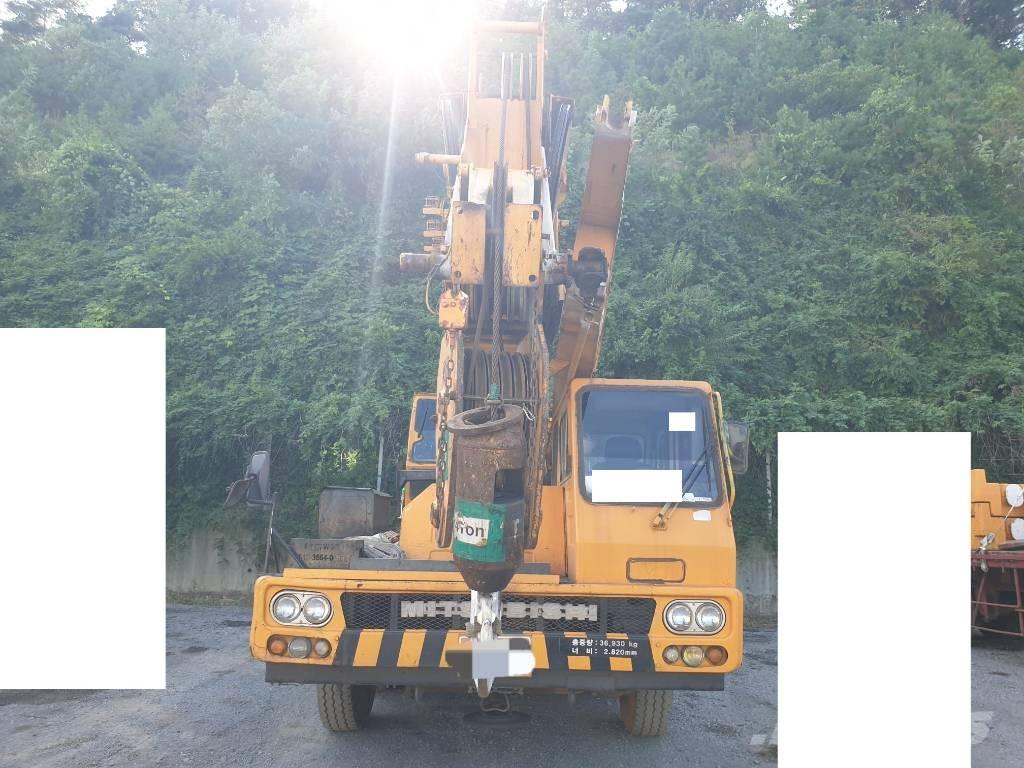 Hyundai HC 50 Автокраны