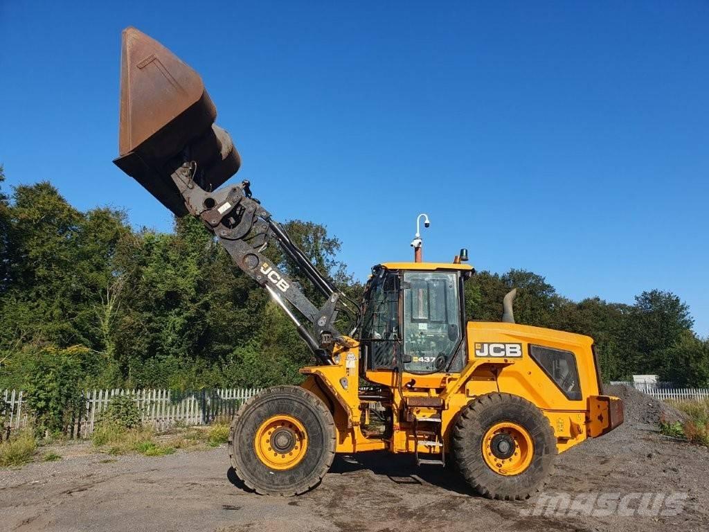 JCB 437 HT Фронтальные погрузчики
