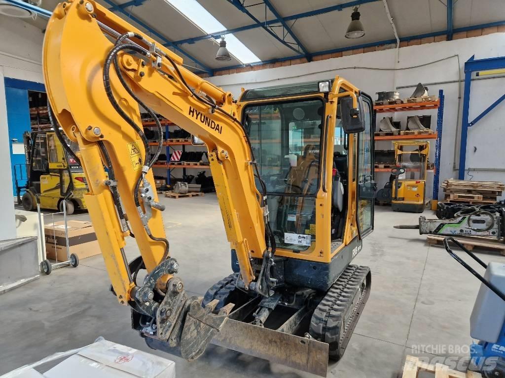 Hyundai R18-9AK Мини-экскаваторы