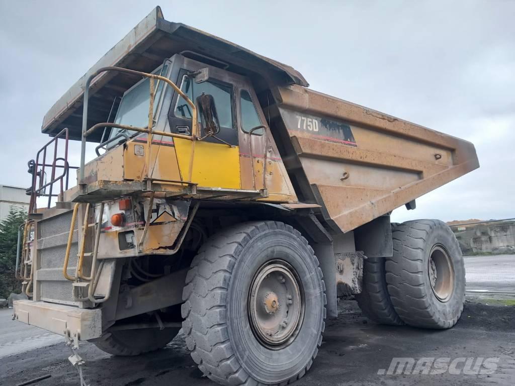 CAT 775 D Карьерные самосвалы