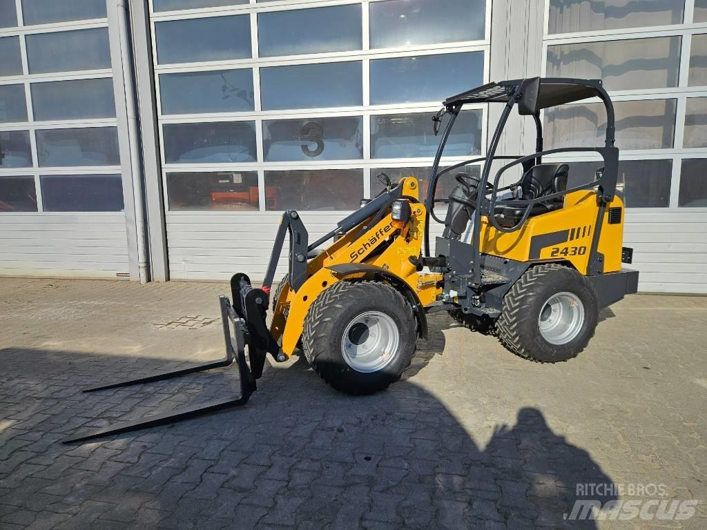 Schäffer 2430 Фронтальные погрузчики
